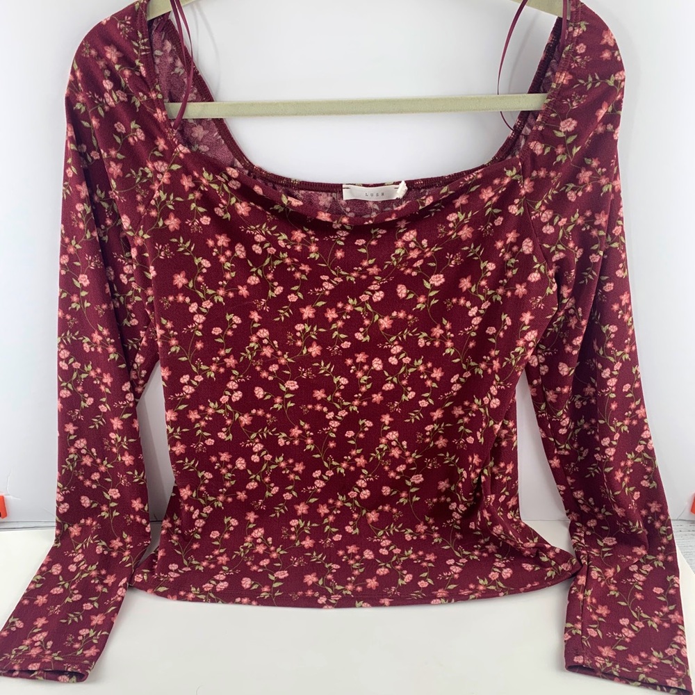 Floral fitted blouse